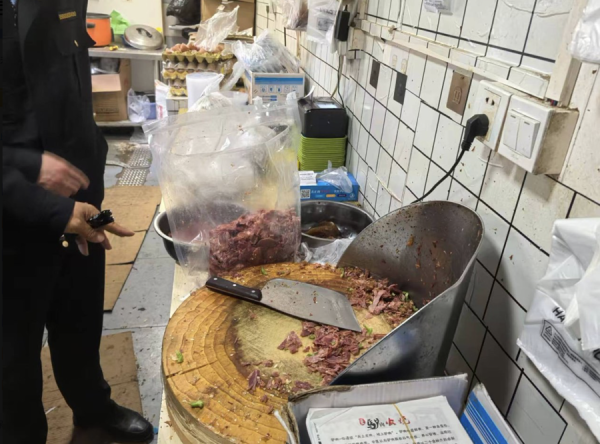 世界杯全球運動用品供應平臺 本年上海“作秀肉”“幽魂外賣”打